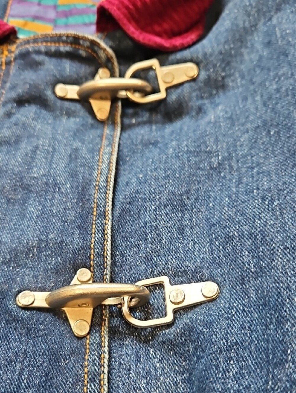 Julia Michaels Vtg. Women's Jean Jacket  Missing One Button On Hem. Size M - Picture 4 of 5
